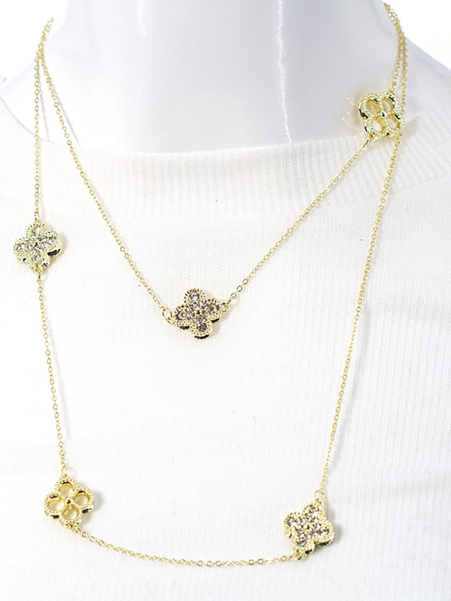 Scintillating Clover Necklace - Accessory